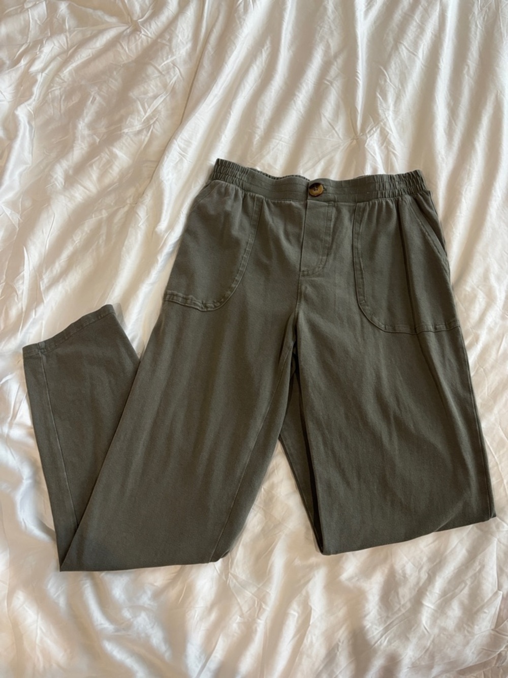 Z Supply Olive Cropped Ankle Pants
